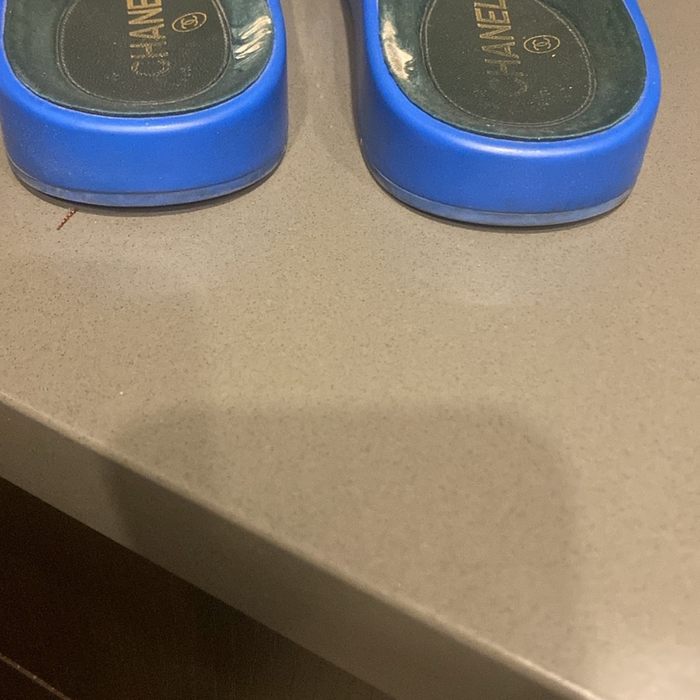 Chanel Slides 💯Authentic - Picture 3 of 4